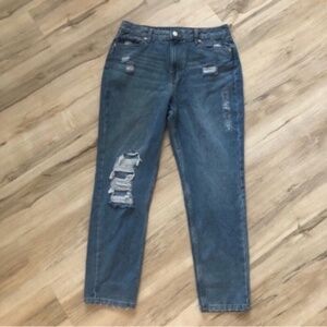 NEW!!! Aeropostale Distressed Mom Jeans